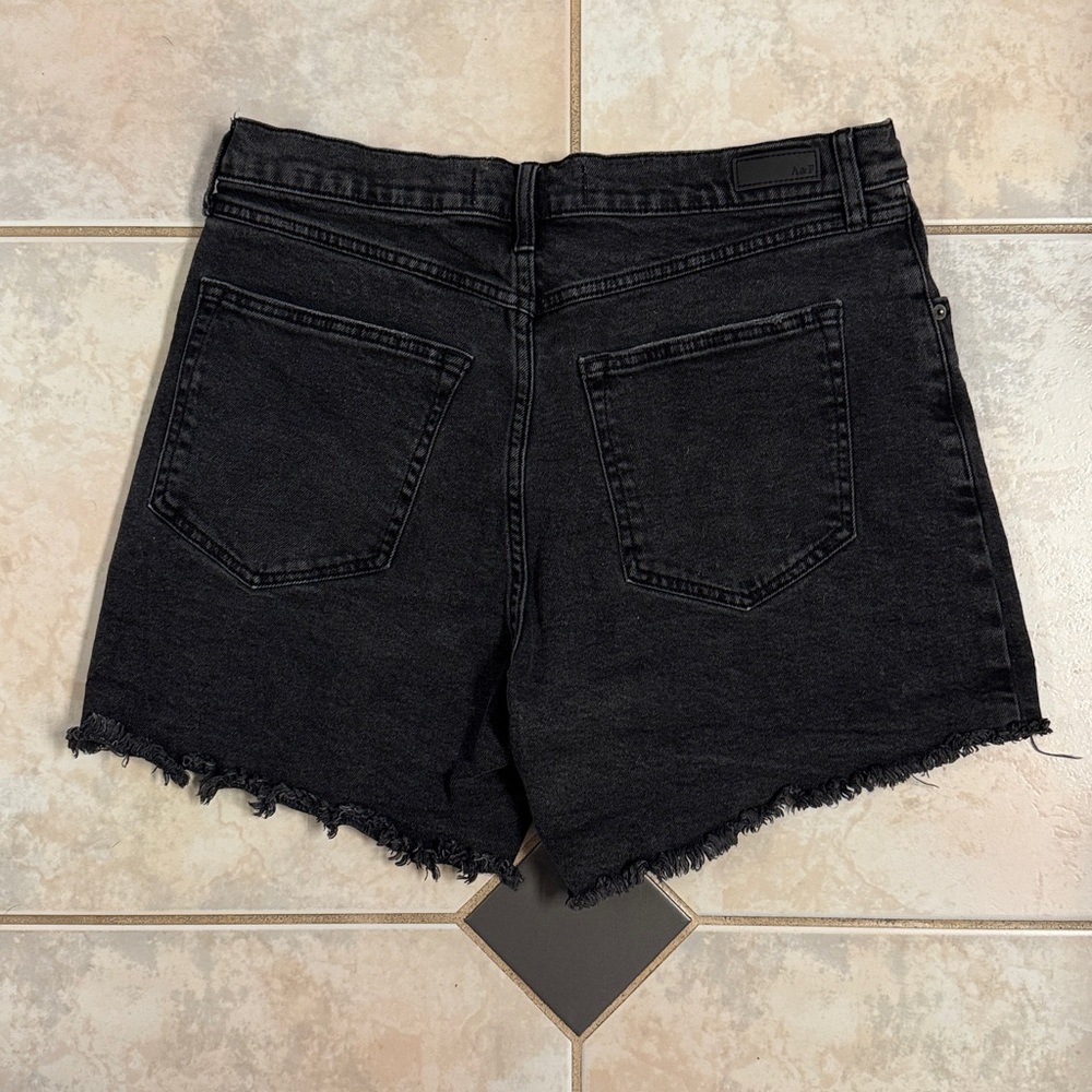 Abercrombie & Fitch High Rise Dad Short in Black Denim - Picture 2 of 5